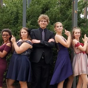 Meet your Posher, Linda